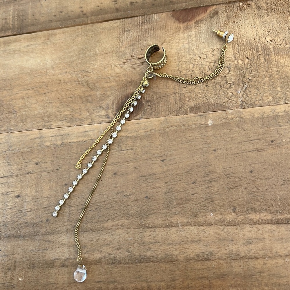 Cuff/drape earring
